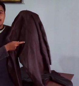 cara setrika jaket kulit